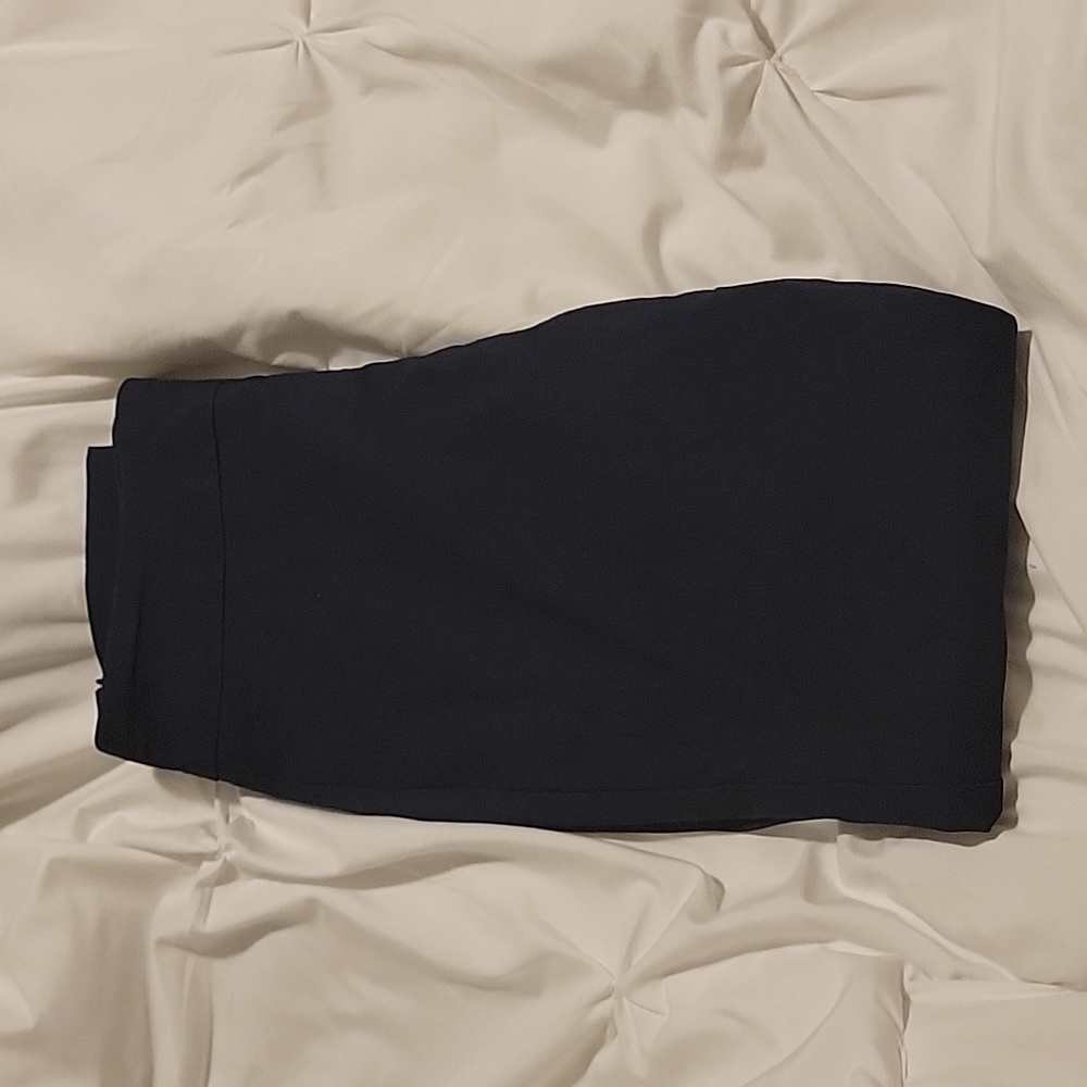 Charter Club Pull-on elastic waistband, business casual dress pants. Navy BL, 8P